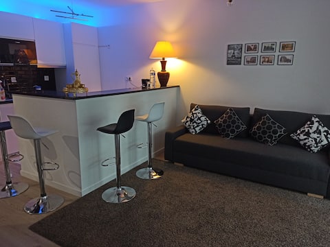 apartment T2 close to   defense