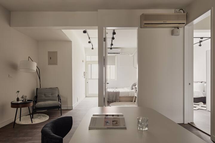 Poetry｜捷運市政府｜ATT 4 FUN | 國父紀念館 | 微風南山｜台北101 gallery image 3