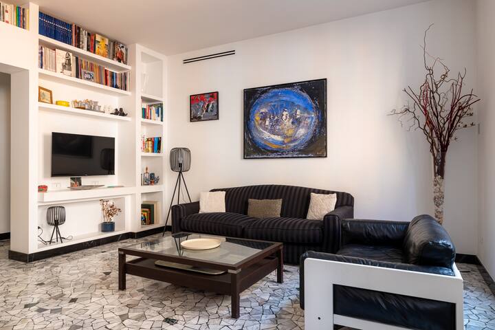 Bright and spacious flat in the hearth of Rome gallery image 4