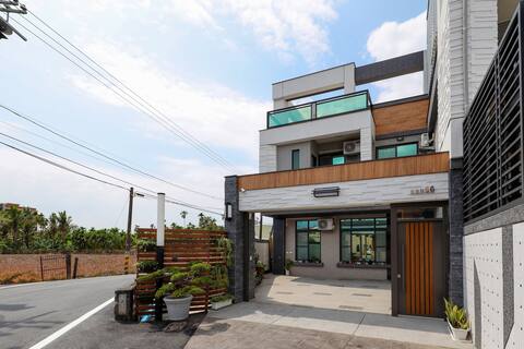 66號小院子Little yard No. 66 Homestay/轉轉復古房&角角陽光房(4人房)