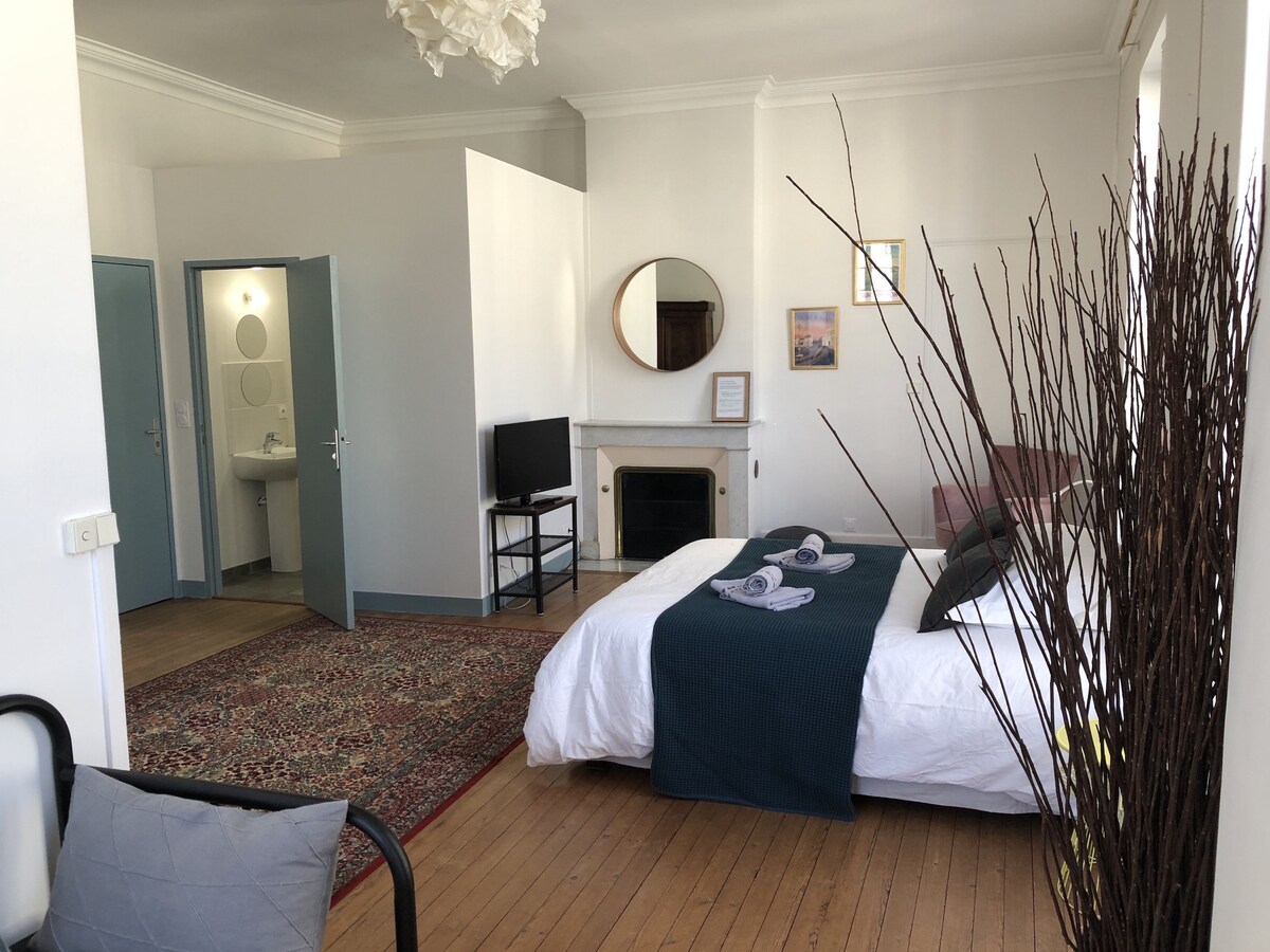 غرفة النوم 1