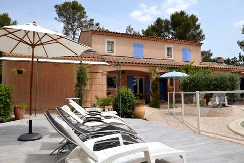Large Provencal Villa near Aix-en-Provence