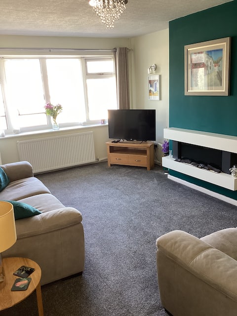 Successful Airbnb property: Fern Court, Bungalow close to sea. in Lancashire