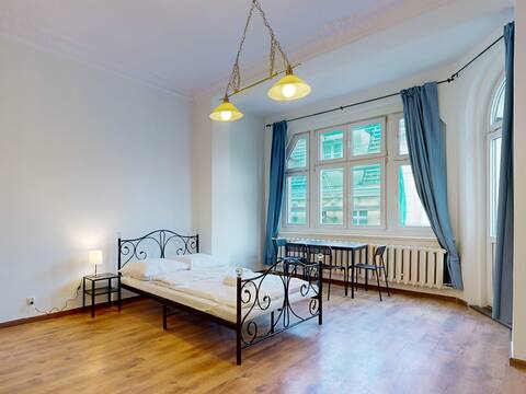 roomspoznan pl - Pokój 7C