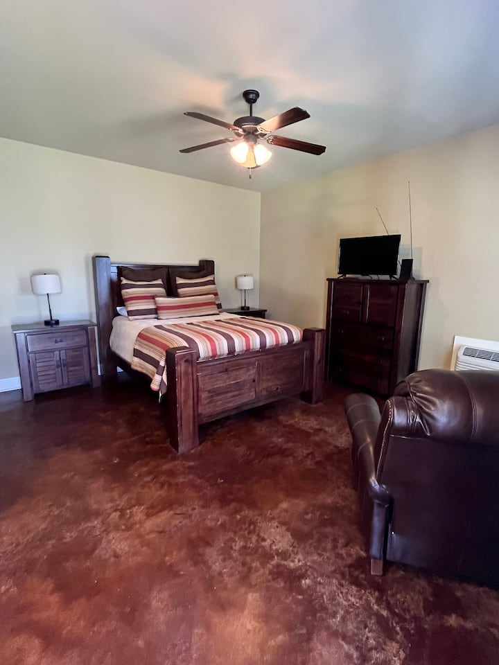 Cabin 8 At Cypress Point - Ross R Barnett Reservoir, MS