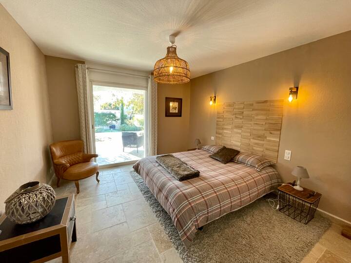 غرفة النوم 1