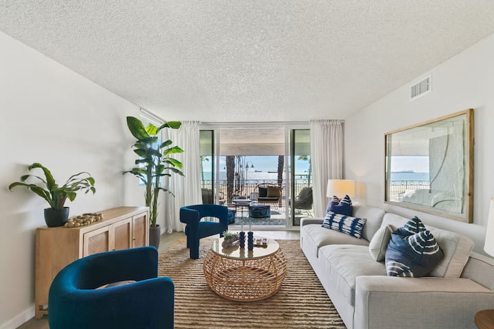 Stylish & Sunny | Oceanview~pool - Long Beach, CA