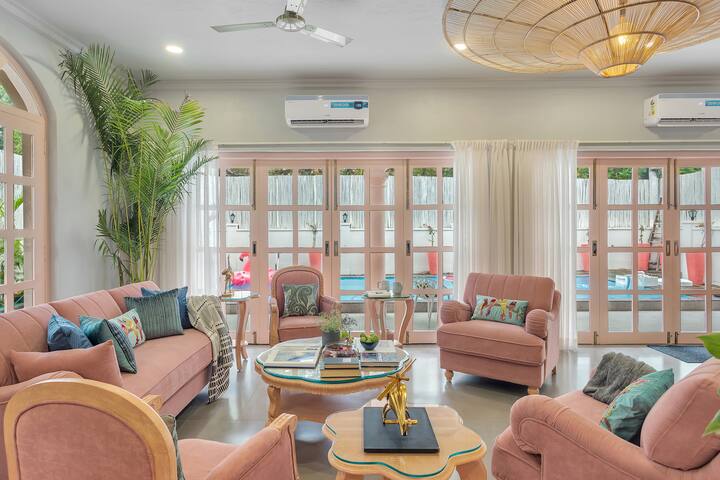 Living room image 1