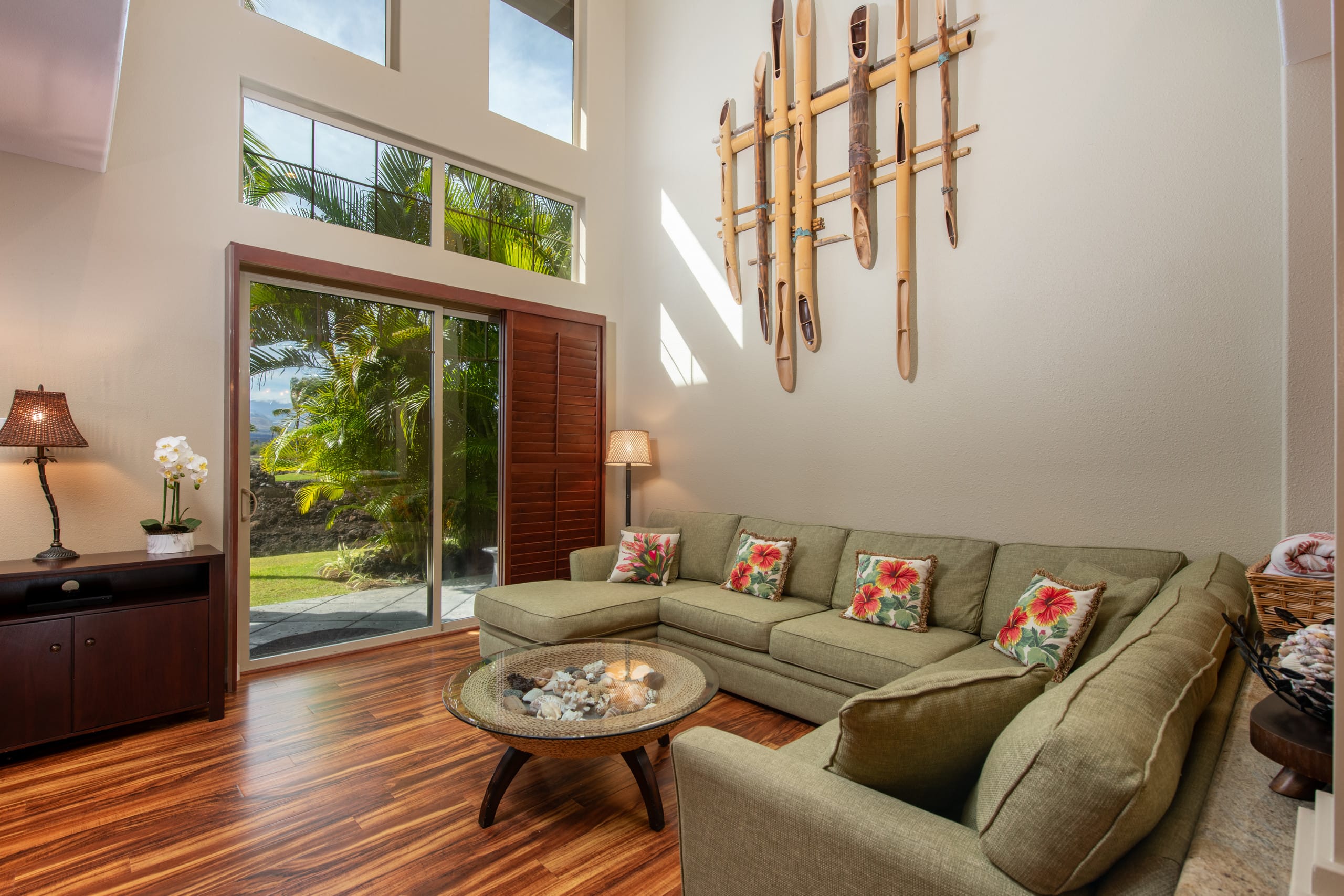 Home in Waimea · ★5.0 · 3 bedrooms · 3 beds · 3 baths - Image 2