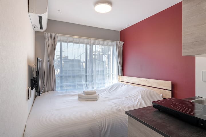 NEW/新築3階/新宿/神楽坂/駅徒歩2分/3寝室/3バスルーム/3トイレ/最大10名/EV無/D＋