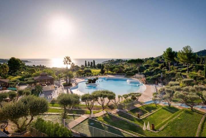 Capesterel Agay Studio 4p +Clim & Cookeo - Agay