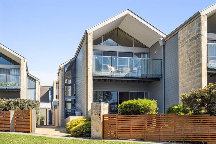 Serenity at Seine Bay (3Brm Apt) gallery image 5