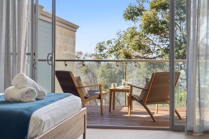 Serenity at Seine Bay (3Brm Apt) gallery image 3