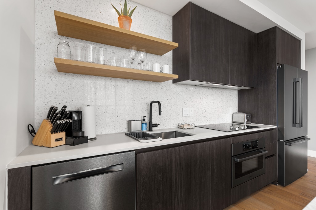 Austin Agave Condo | LAKE VIEW *Rooftop Pool*