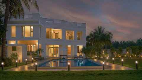 Truliv Villa Ivory- Elegant Family 4BHK with Pool