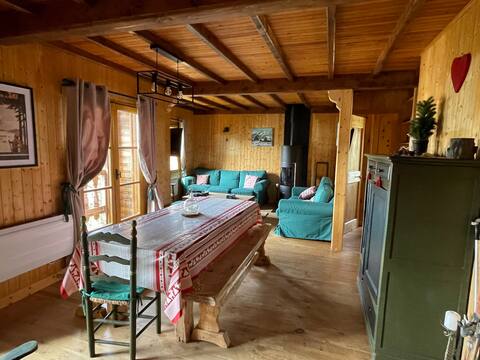 Individual chalet in the heart of the resort