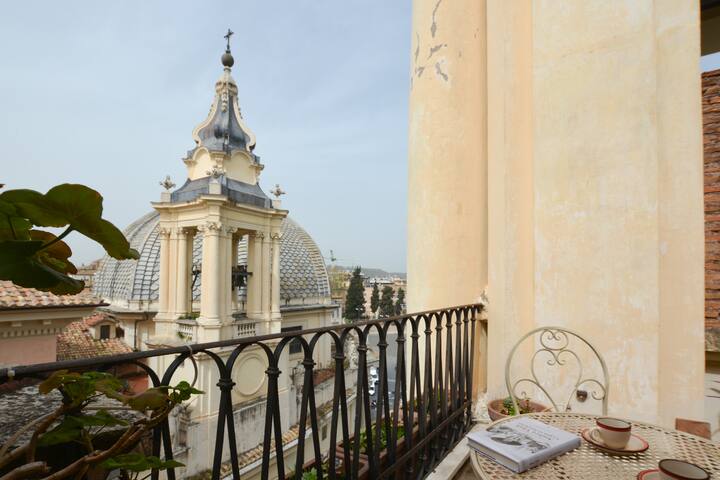 Una terrazza in centro a Roma