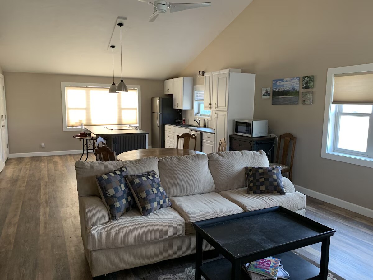 Airbnb Jefferson City Monull