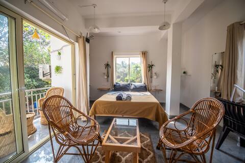 Serene View Loft - Fast WiFi+AC