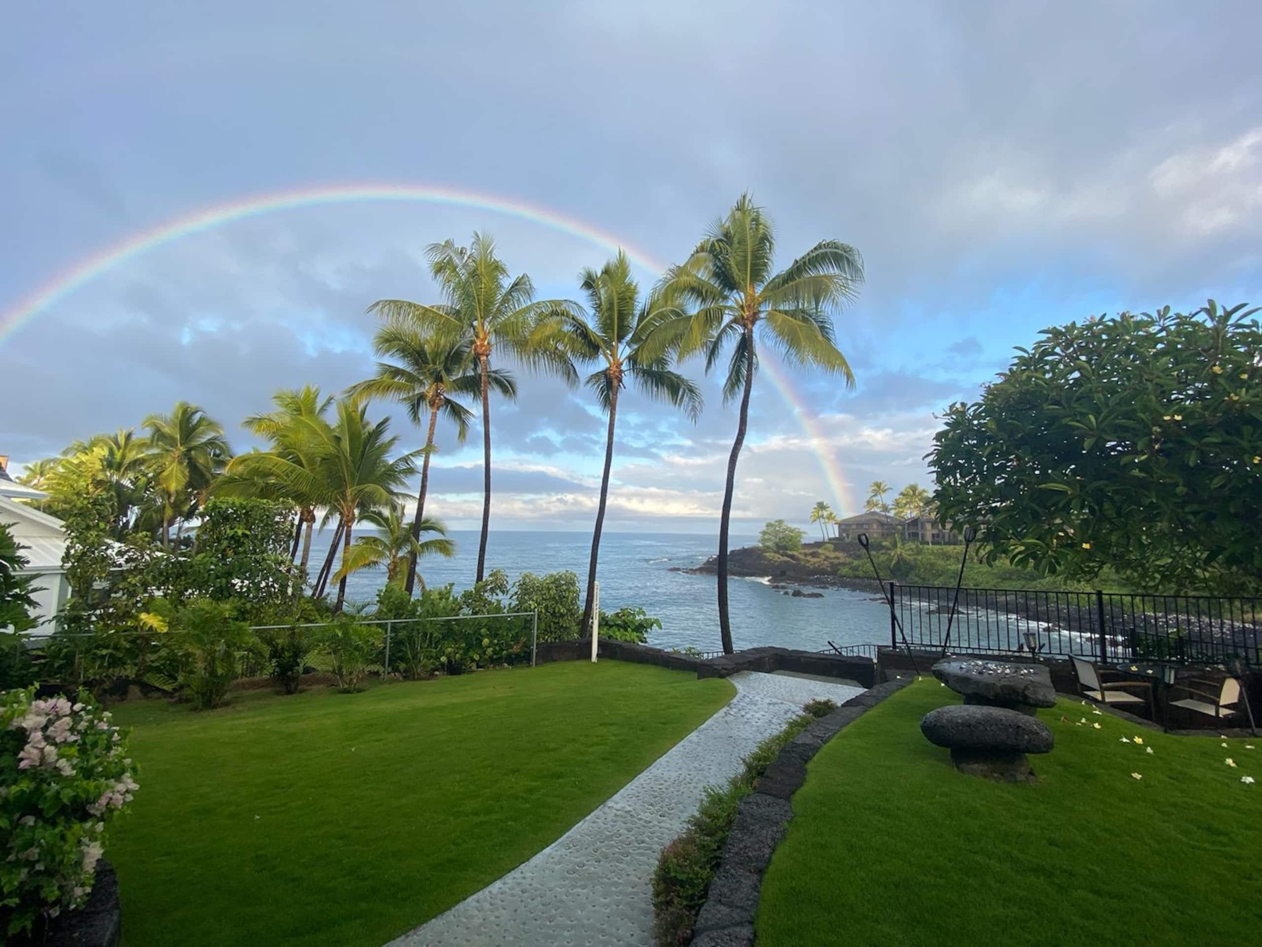 Home in Kailua-Kona · ★5.0 · 6 bedrooms · 10 beds · 4 baths - Image 1