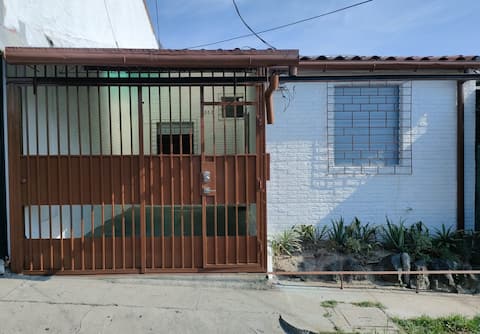 Full House Metropolis North