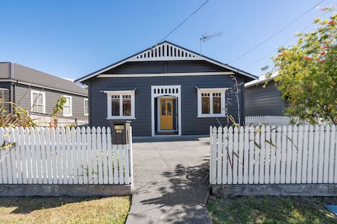 Central Bungalow near Hospital