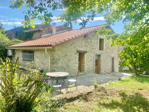 Beautiful 3 bedroom cottage