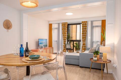 Top performing Airbnb: Mar y Lava Apartment in Las Palmas De Gran Canaria