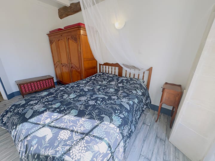 Dhomë gjumi 2