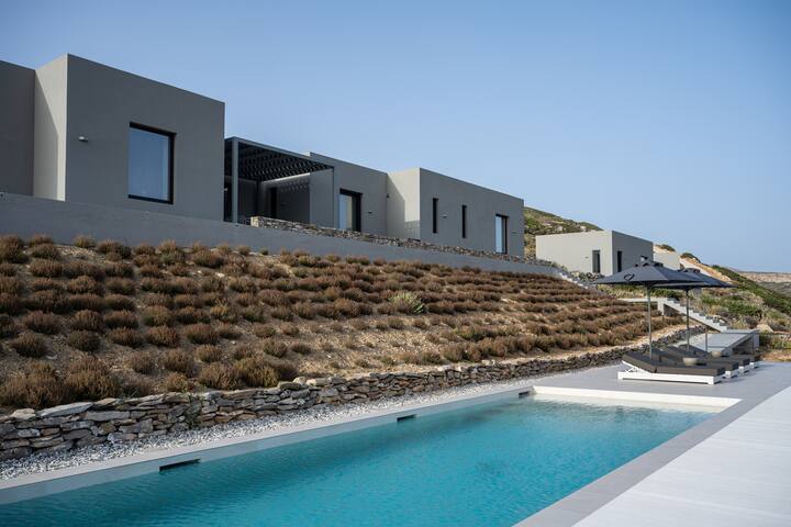 Moonhouse Paros- Dream Villa-Nature-Epic Sea Views gallery image 2
