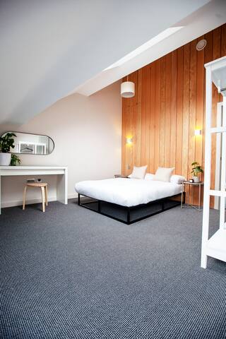 The Modern House One gallery image 3