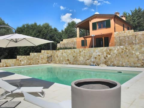 Villa Saturnia [Private Pool - 9 minutes from the Spa]