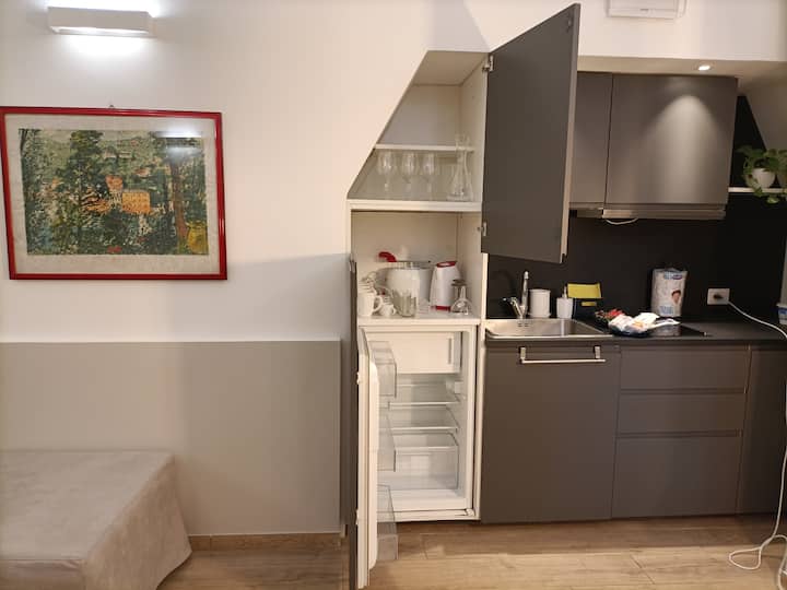 Una Piccola E Confortevole Casa - Roma