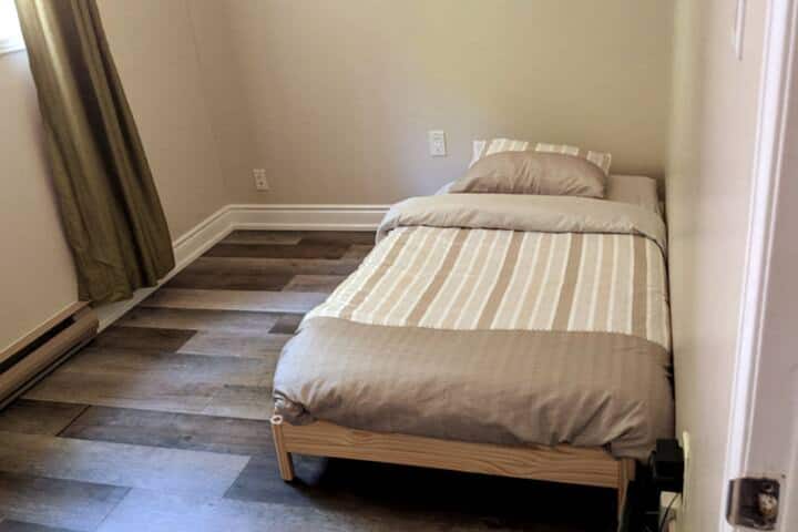 Საძინებელი#3 - ორსაწოლიანი (მთავარი სართული)