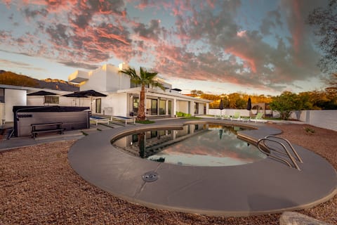 Estate | Home & Guesthouse | 7 BR & 5 BA | 2 Pools