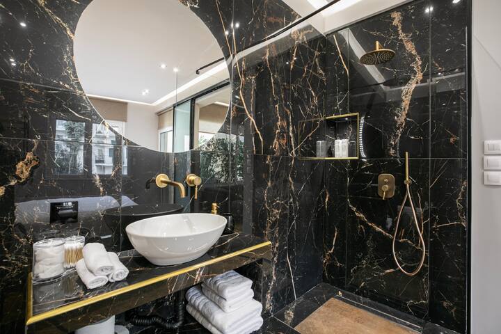 Acropolis View Apartment by A&A Residencies gallery image 2