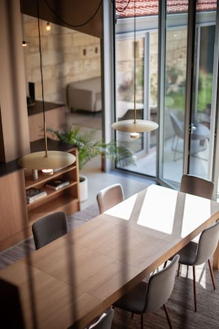 Spacious House · AC · Tram · Parkings · Confort