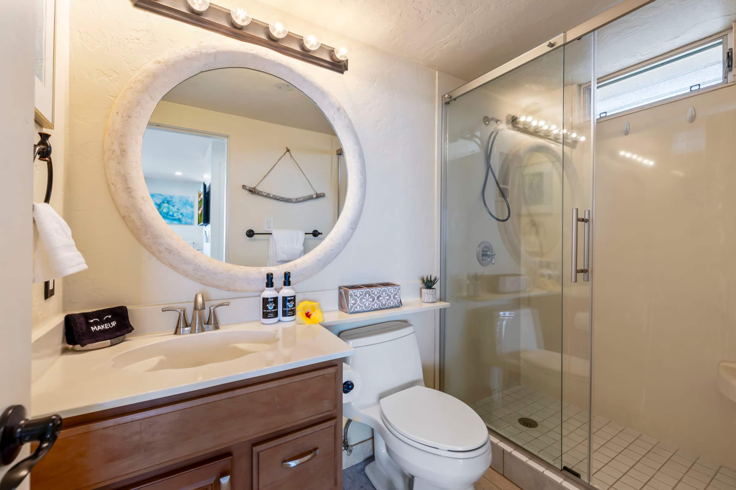 Condo in Kihei · ★5.0 · 1 bedroom · 1 bed · 2 baths - Image 14