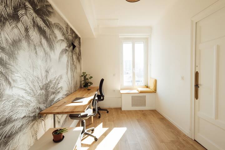 Art Déco Spacieux à 2 min métro gallery image 4