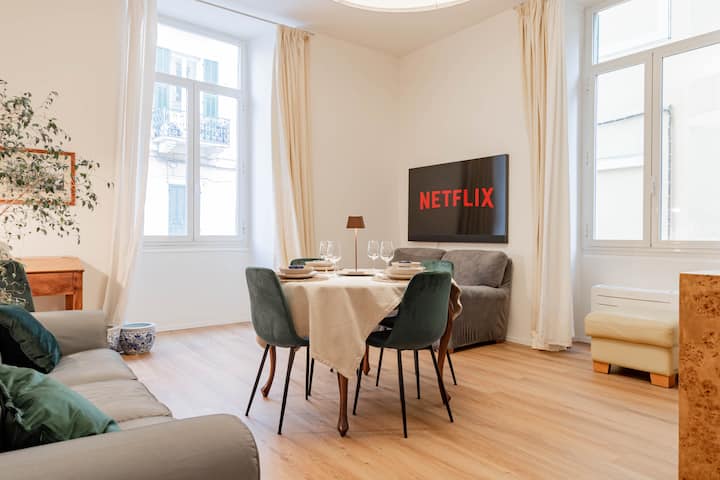 𝐇𝟏𝟏 [The King's Apartment] Ariston - Centro - Sanremo