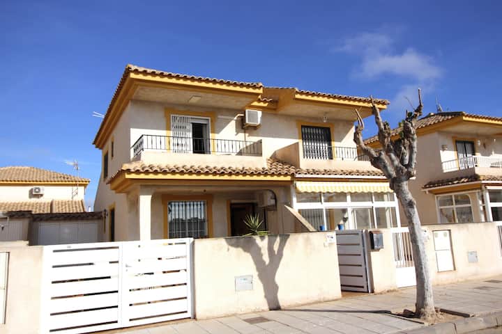 Sunny House: Cómoda Casa Pareada - La Manga