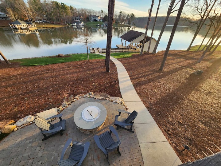 Hyco Lake Lake House Vacation Rentals North Carolina, United States