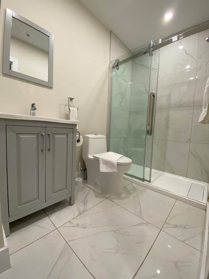 Cozy satys near Metro Decree 305 Central 1 bedroom - 3