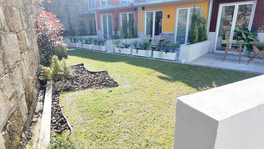 Beautiful 2bedrooms balcony garage historic center gallery image 5