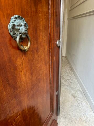 Smaakvol gezinshuis nabij strand en centrum gallery image 5