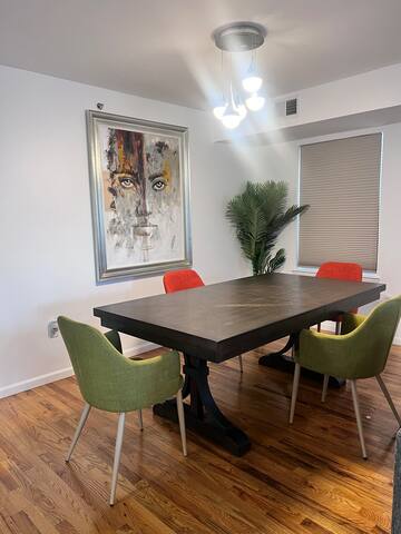 Secluded Urban 3bedroom Luxury gallery image 3