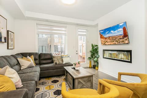 Immaculate house 5 bdr 3.5 bath