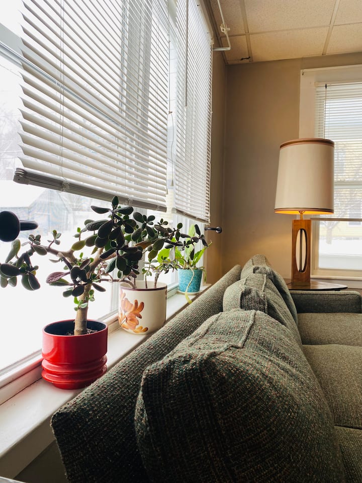 Walk To Littleton Center Vintage Theme 1 Bed/1bath - New Hampshire