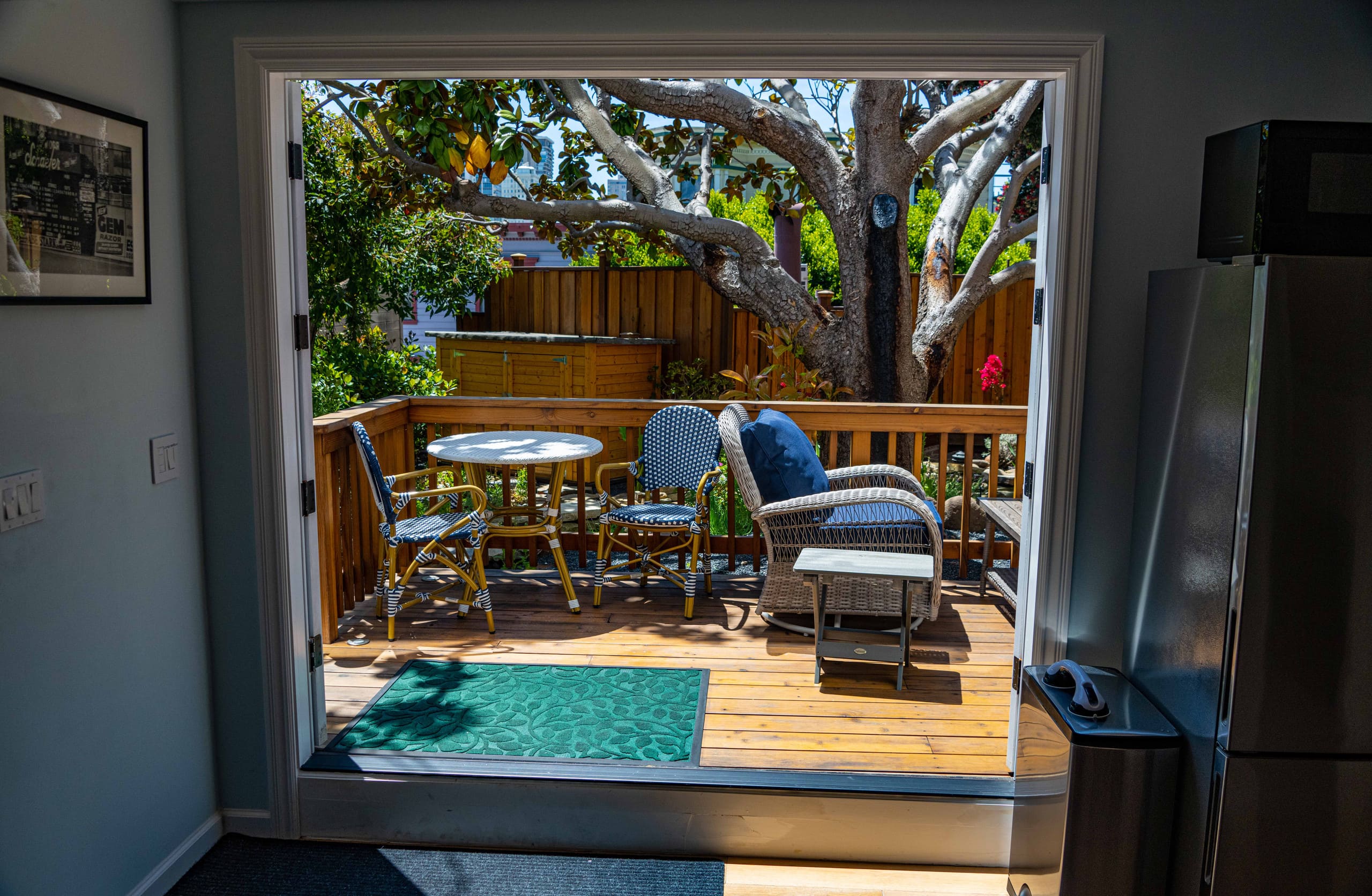 Guesthouse in San Francisco · ★4.94 · Studio · 1 bed · 1 bath - Image 13