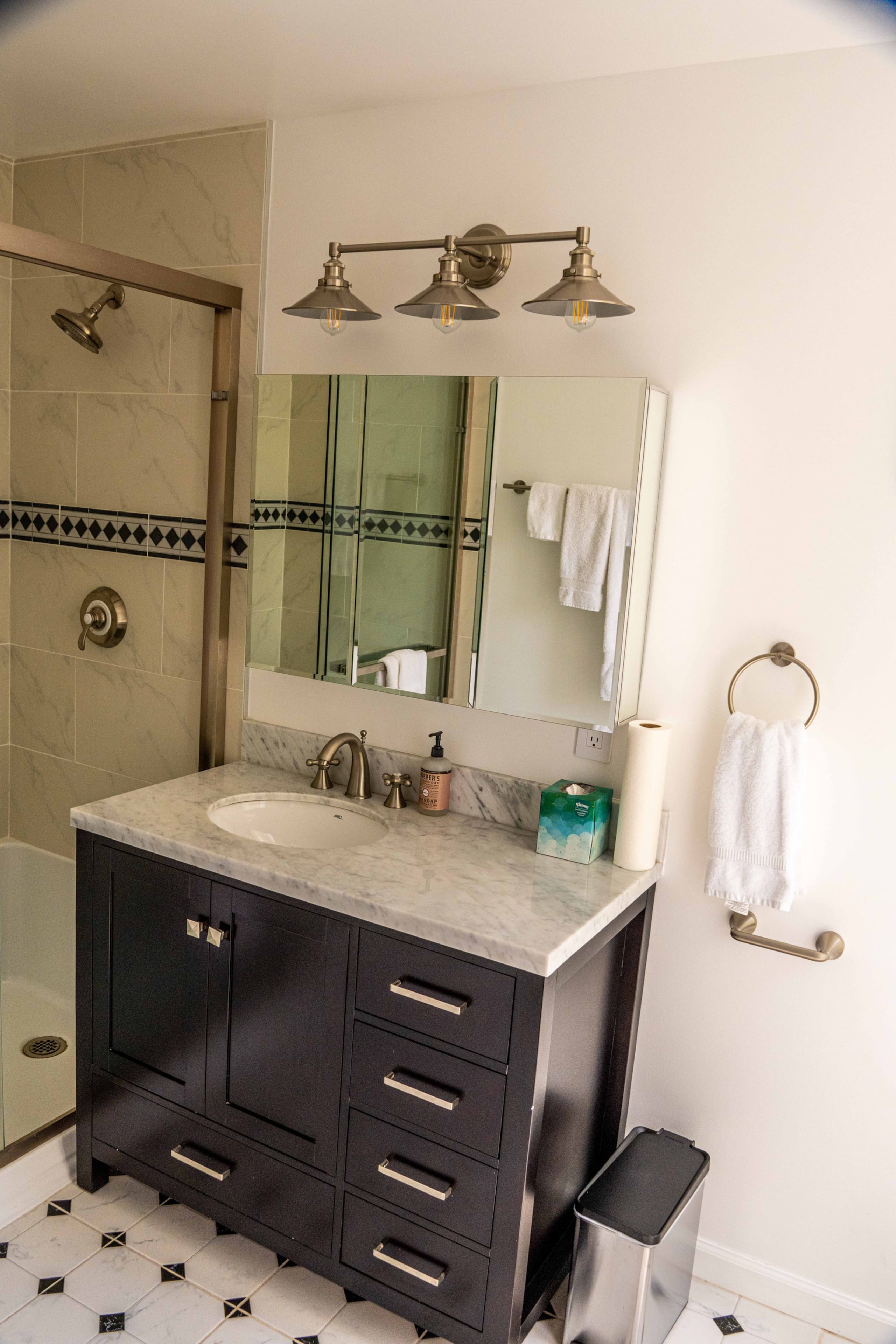 Guesthouse in San Francisco · ★4.94 · Studio · 1 bed · 1 bath - Image 24